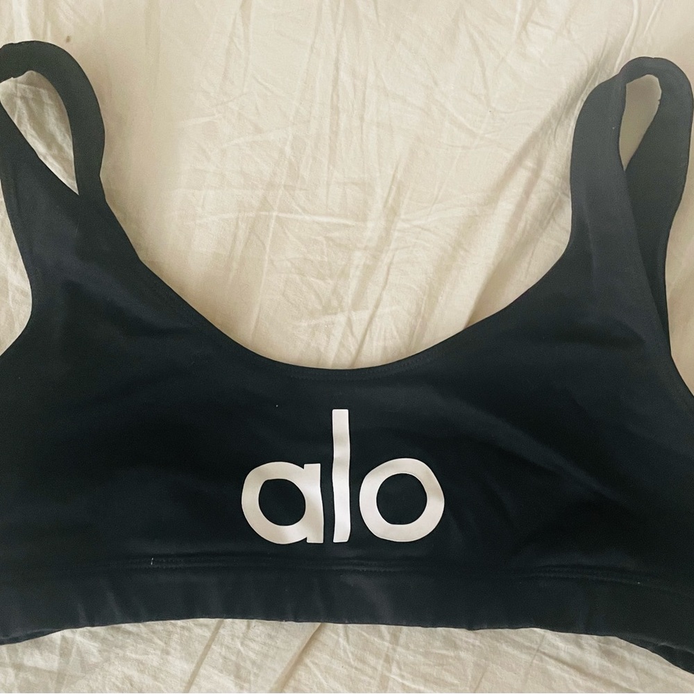 ALO Yoga Sports Bra